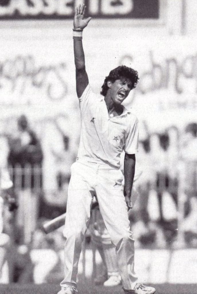 PAKISTAN v INDIA FIRST TEST MATCH Karachi 1989 - Pakistan's pace-bowling find, Waqar Younis, who made his Test debut on his 18th birthday. He took 4 for 80 in India’s first innings, but missed most of the second innings with a back strain