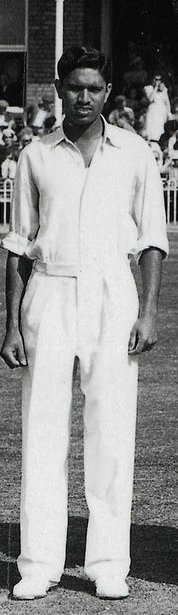 Indian left-arm spinner R.G Nadkarni was born on April 04, 1933, at Nasik Maharashtra.