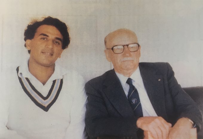 Sunil Gavaskar with Dob Bradman cricketer