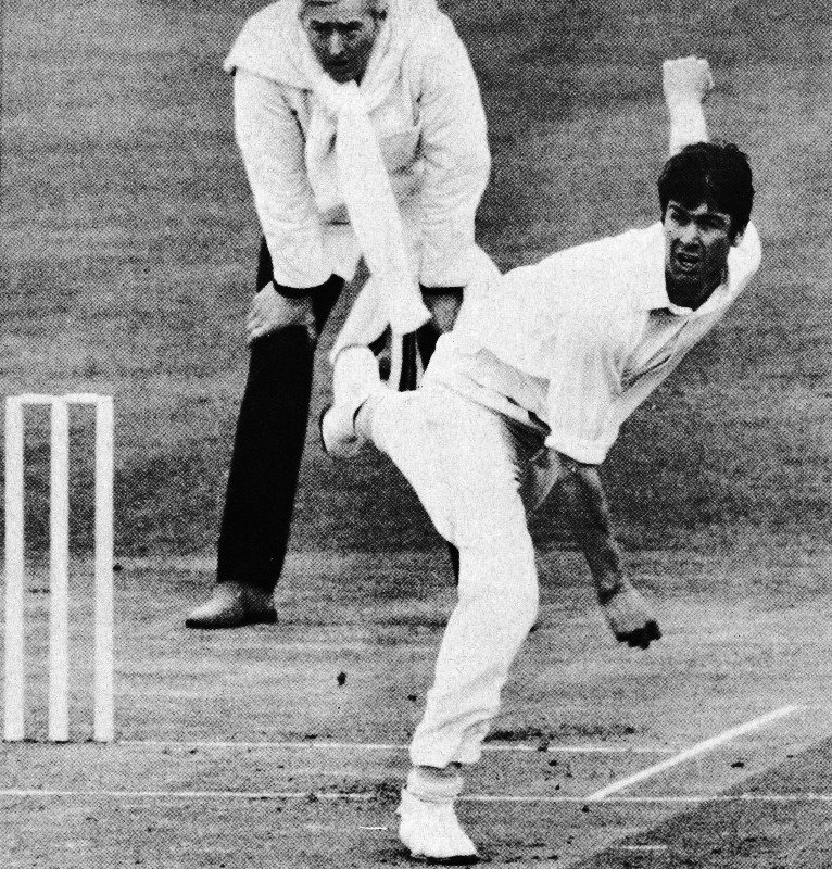 Alan Ward would have made a perfect foil for John Snow had he been a faster right-arm bowler during his era.