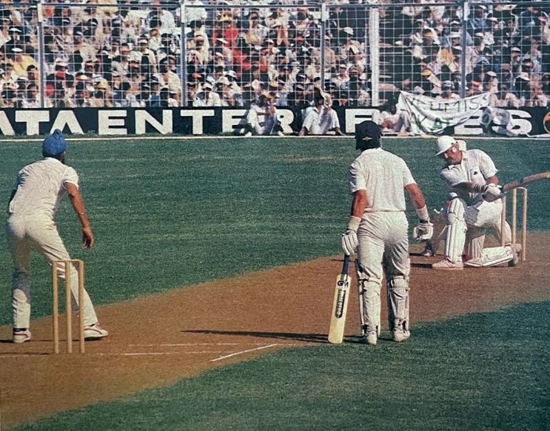 That’s an incredible and memorable match in the history of the Cricket World Cup. England vs. India 2nd Semi Final of World Cup 1987 at Bombay on November 6.