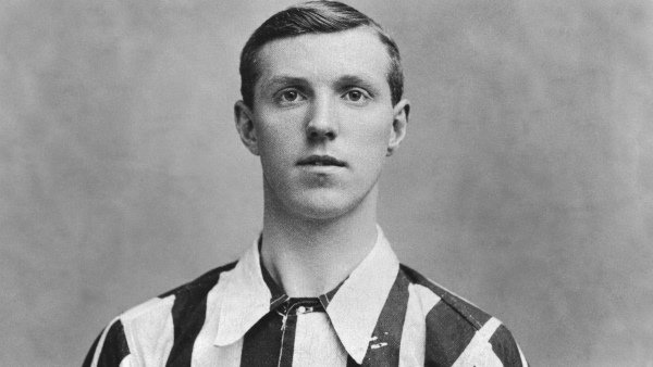 Alonzo Drake was born in Parkgate, near Rotherham, on 16 April 1884.